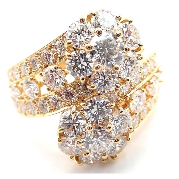 Authentic! Van Cleef & Arpels Snowflake 18k Yellow Gold Diamond Two Flower Ring - Picture 6 of 9
